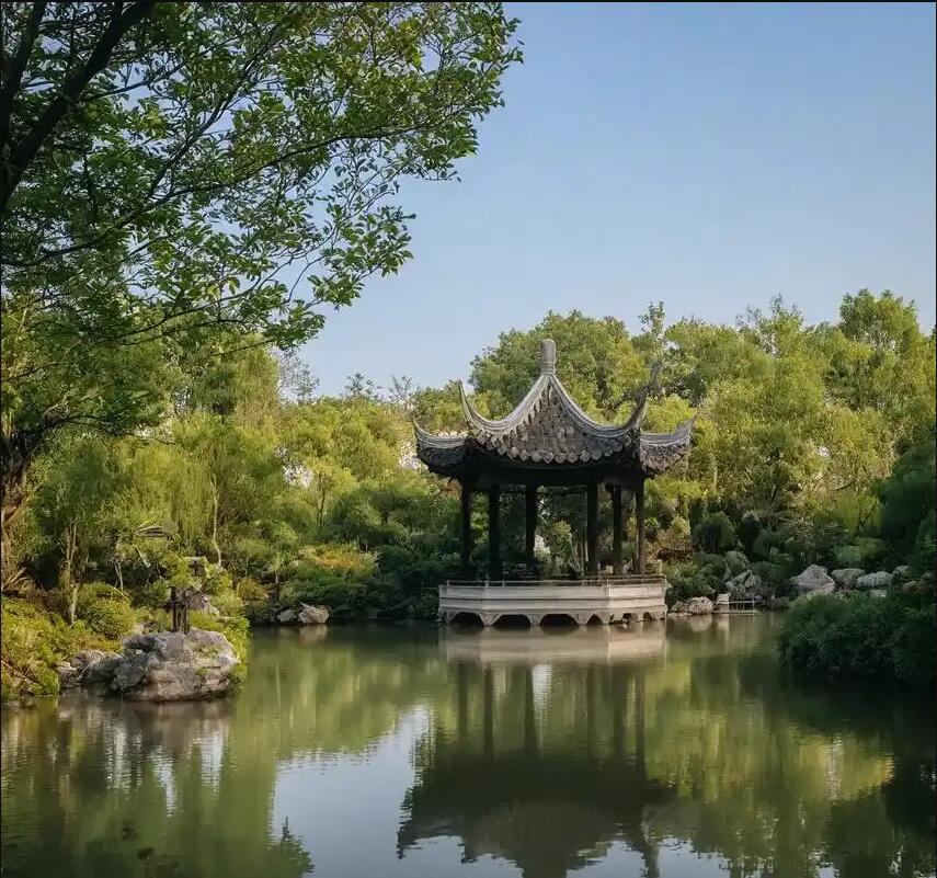 黄山徽州煽情餐饮有限公司